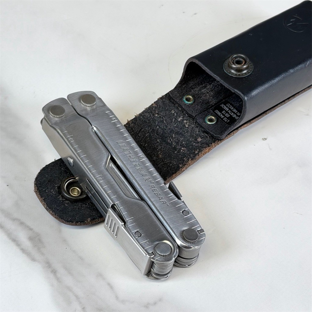 Leatherman Rebar Multi-Tool Silver w/ Black Leather Sheath Locking Tools Vintage