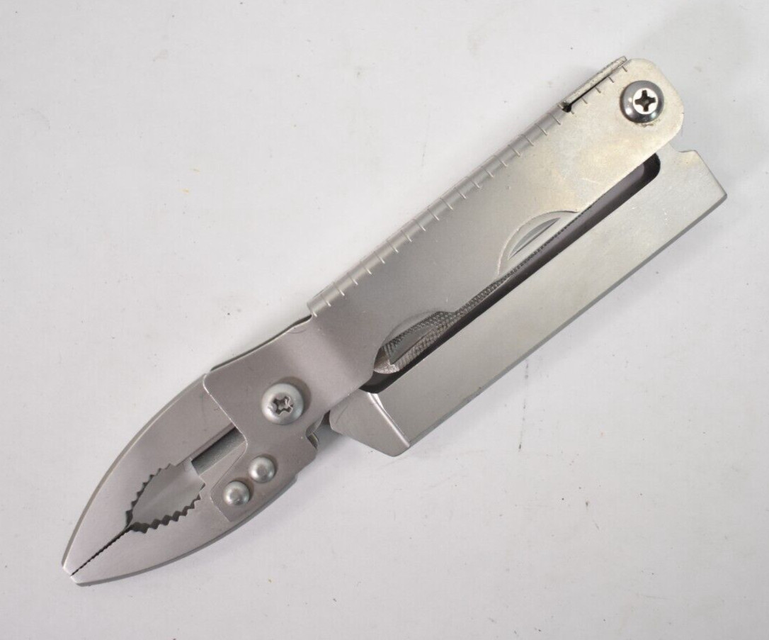 Proto Professional Multi Purpose Tool Needle Nose 15 Functions w 2 Bits 18576