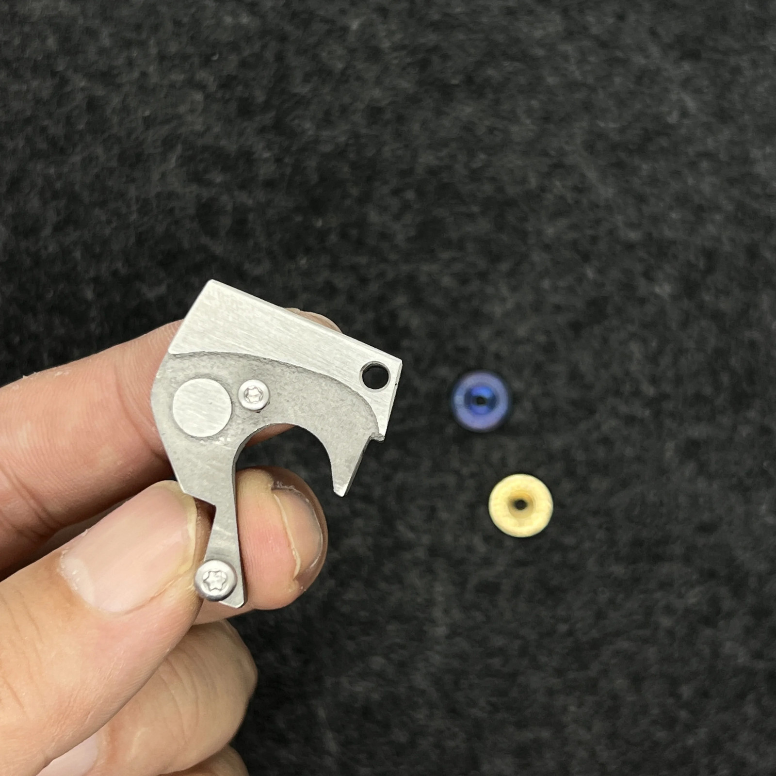 Carabiner Extension with Hammer 4mm Bit Driver For Leatherman Skeletool MOD DIY
