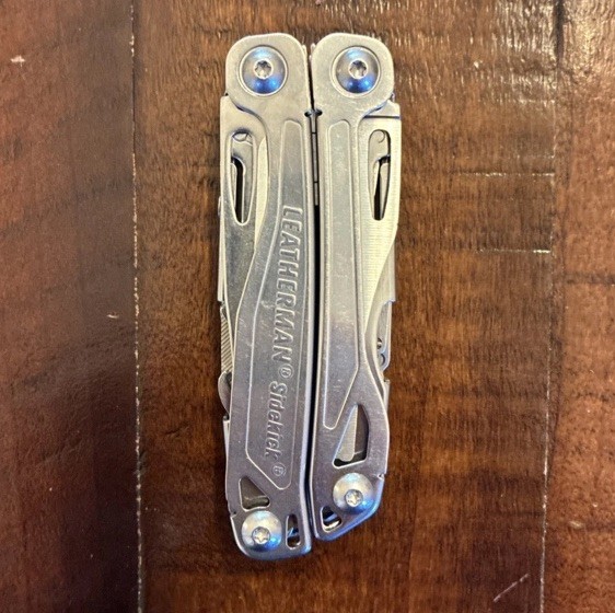 Leatherman Sidekick Stainless Steel Multi Tool – Very Good Condition