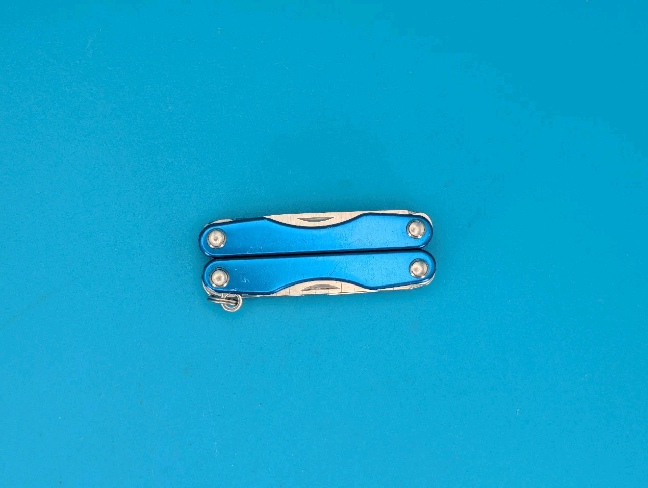 Leatherman Squirt S4 Multi-Tool, Key Ring, Retired, BLUE!