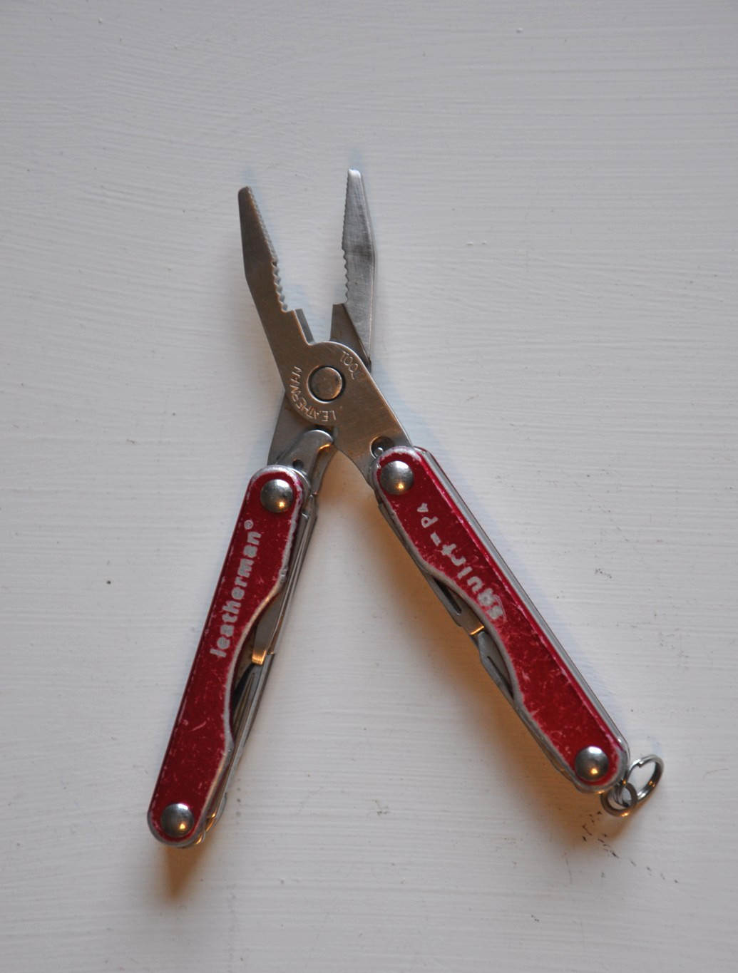 RED Leatherman Retired Squirt P4 Multi-Tool Key Ring READ Full Description