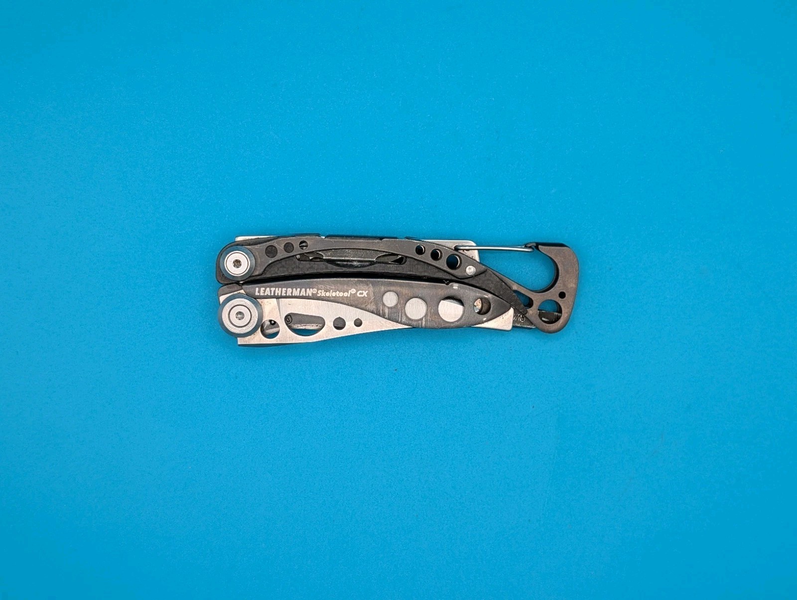 Leatherman Skeletool CX Multitool Plain Edge Knife!