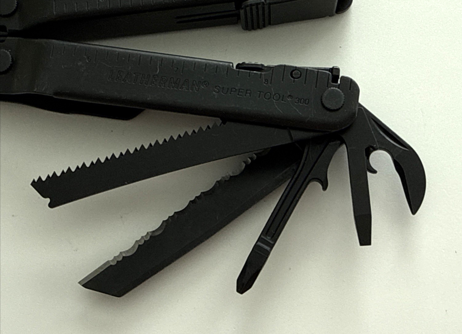 Leatherman Super Tool 300 Multi-Tool Black USA