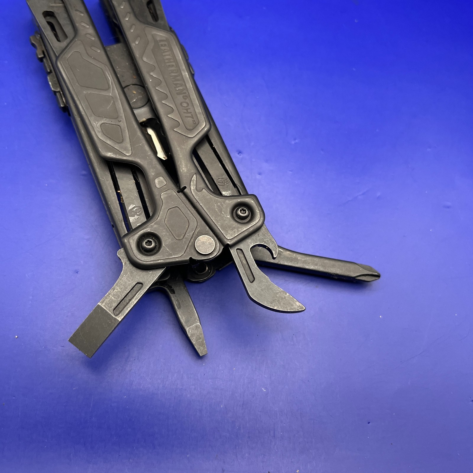 Leatherman OHT Multi-Tool Coyote Tan w/ Sheath