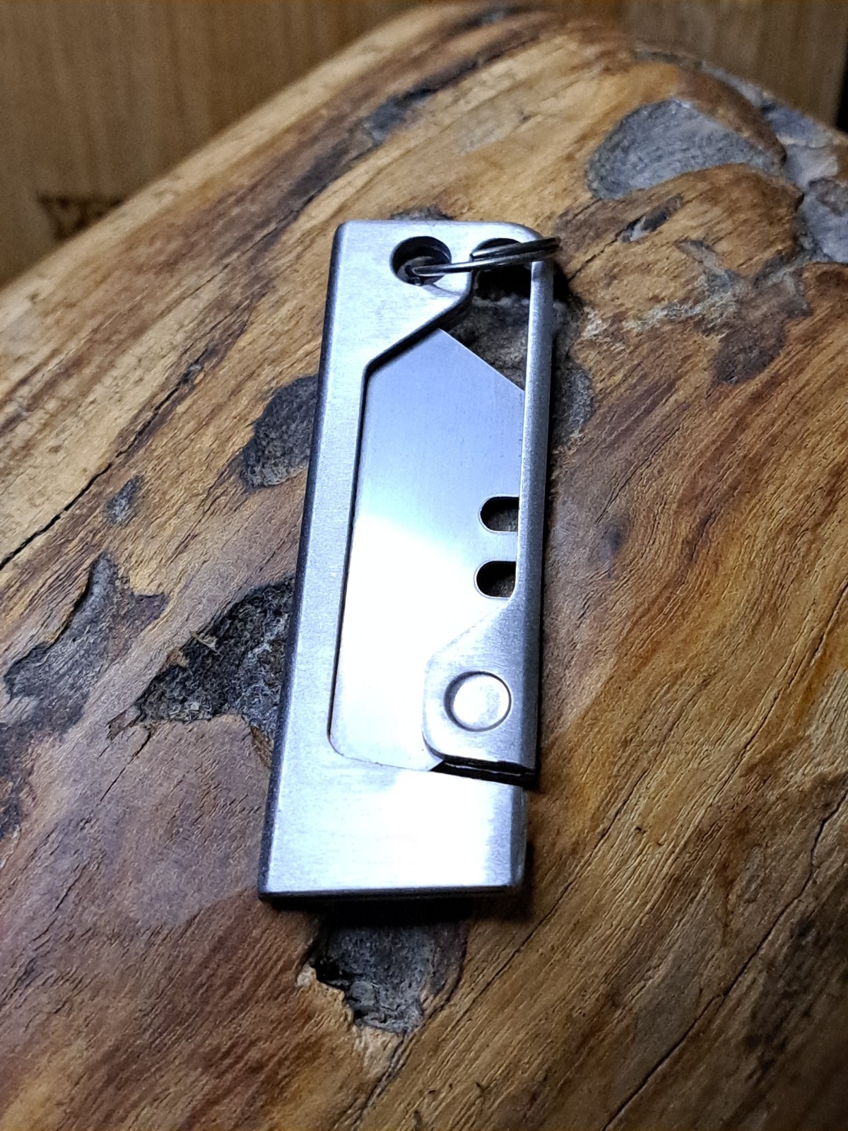 Minimalist Stainless Steel Keychain Utility Knife