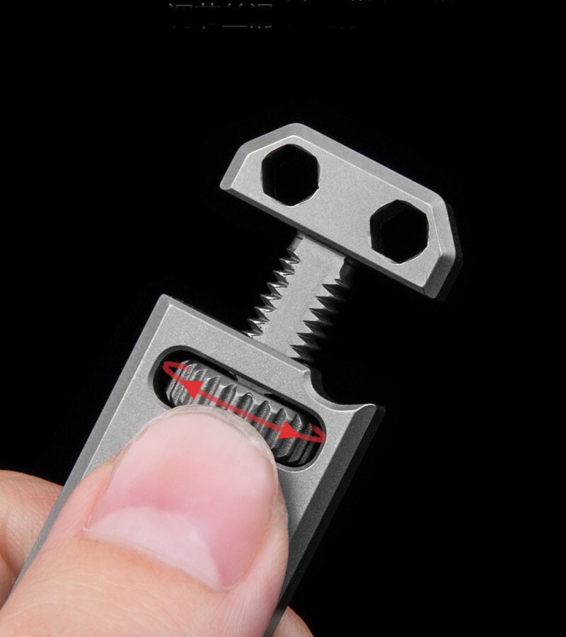 New EDC Titanium Mini Multi Tools Adjustable Wrench Pocket Pry Crowbar with Bits
