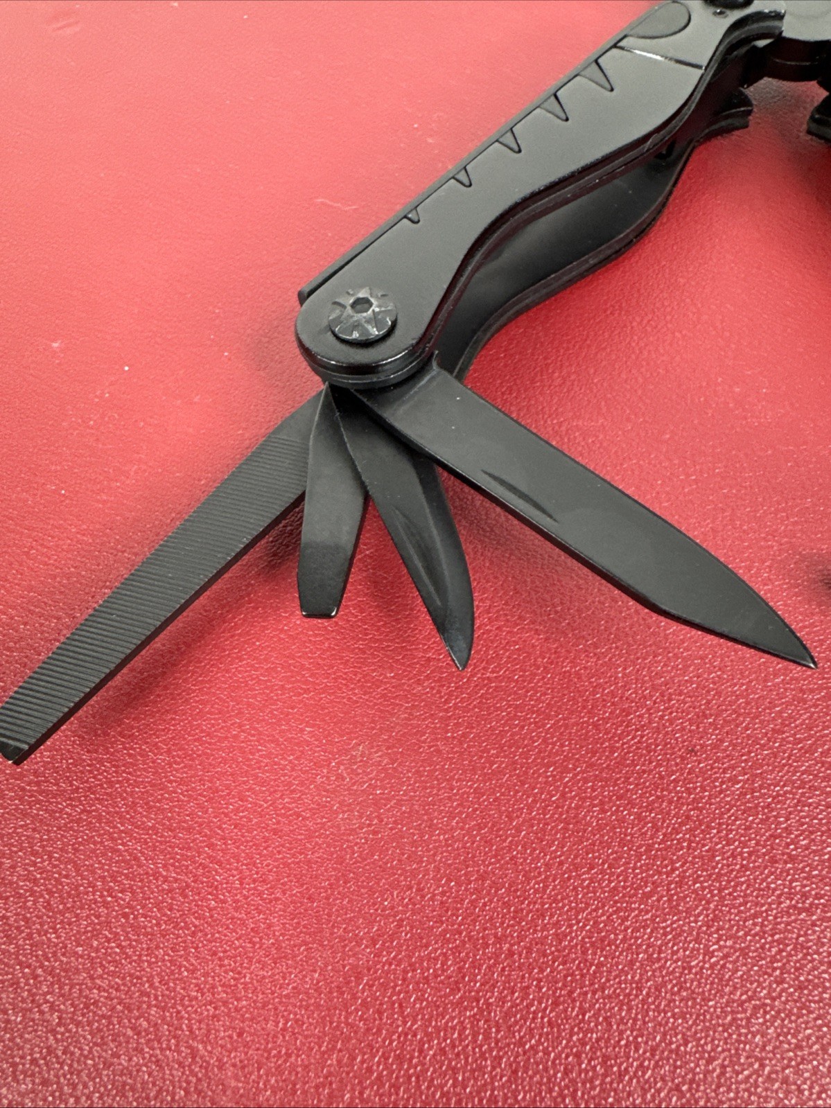 Black Schrade Tough Multi-Tool w 9 Tools + Nylon Carrying Belt Clip Case, EX