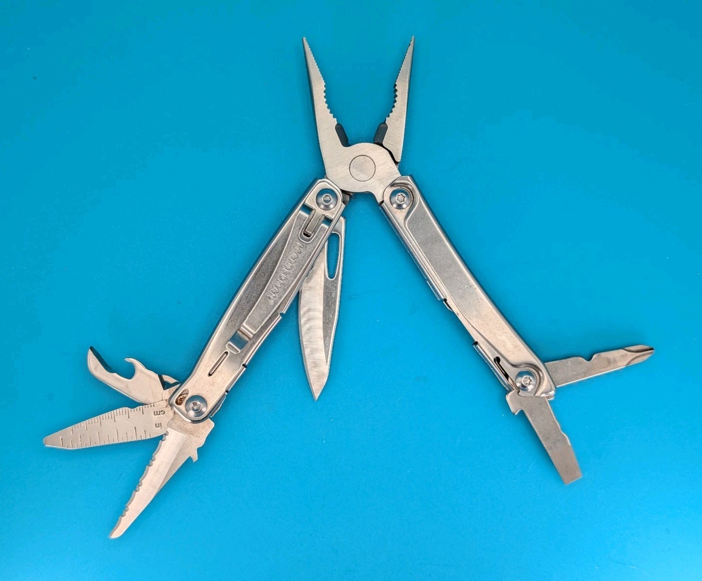 Leatherman Bolster 13 Tool Stainless Steel Multi-Tool!