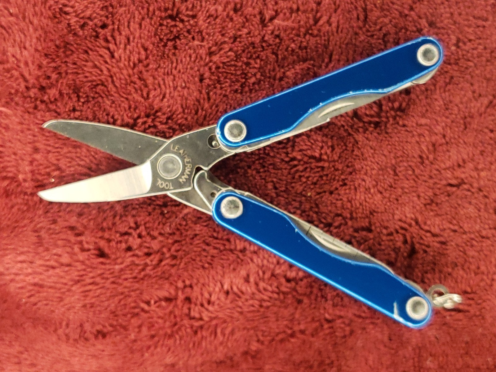 🔪 Leatherman Squirt S4 Multi-Tool Blue