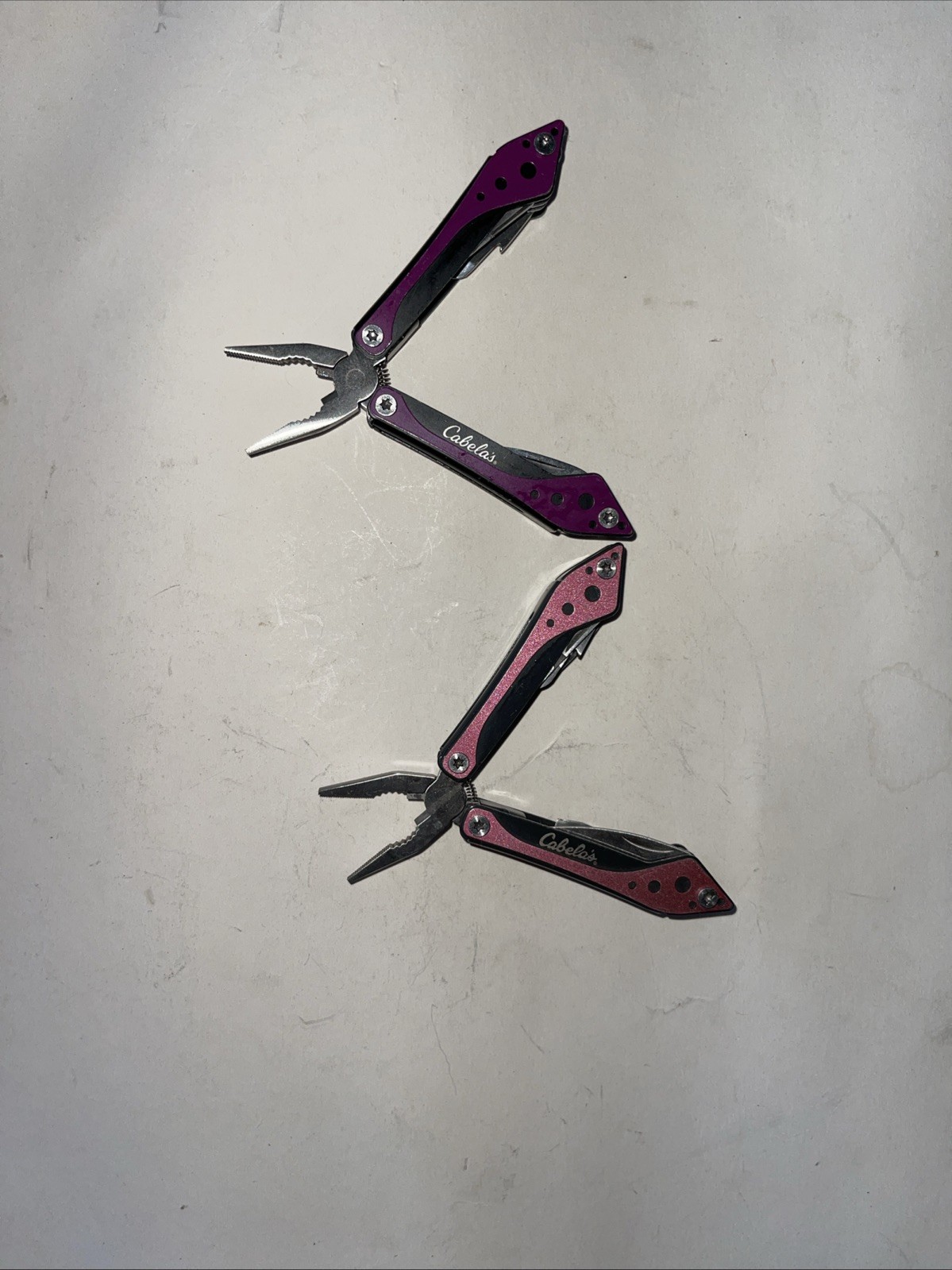 Cabelas Small Multi-Tool /Purple, and Pink