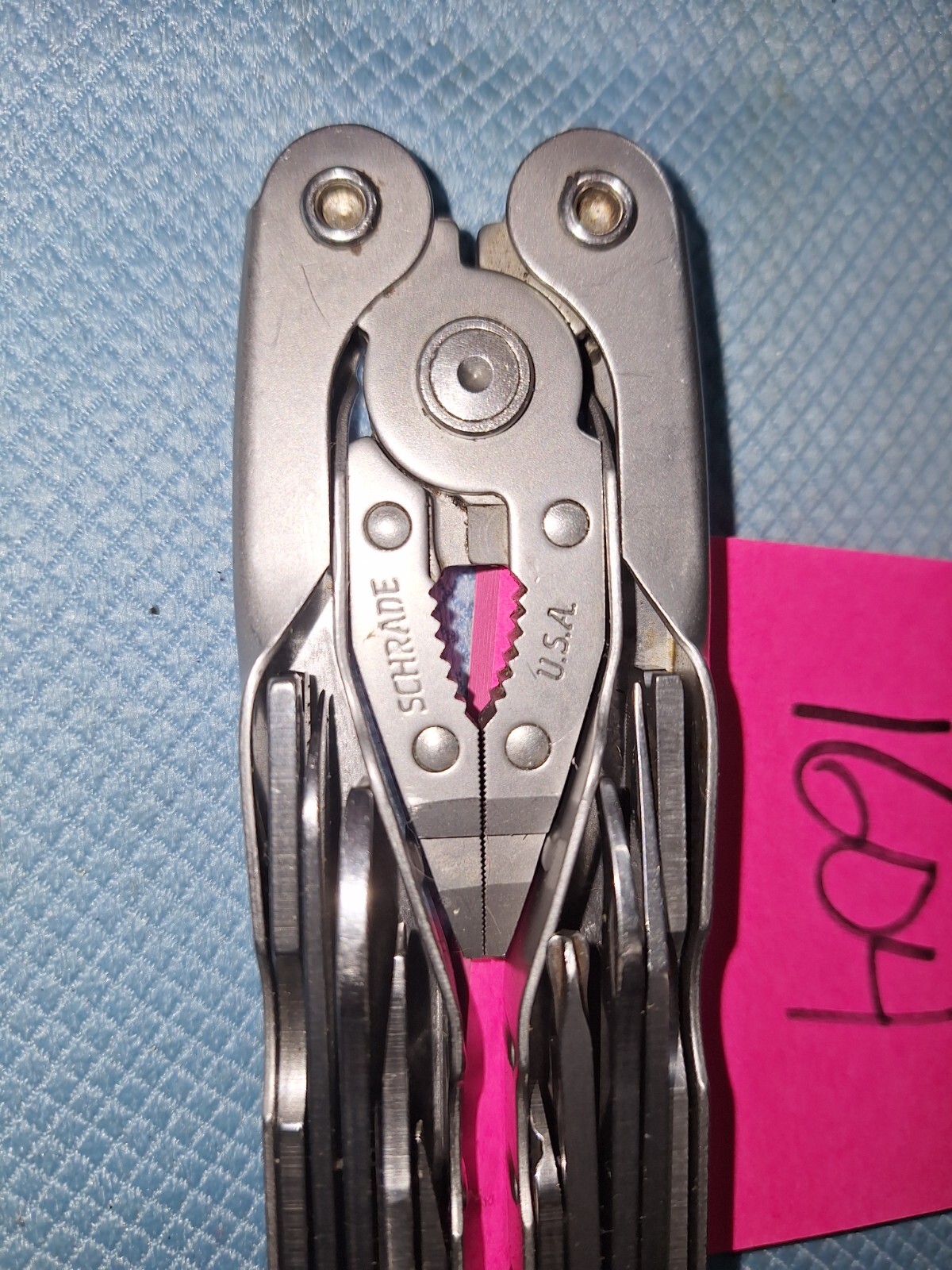 1 SCHRADE TOUGH Multi Tool U.S.A. Fishing Hunting Camping Excellent LOT 1604
