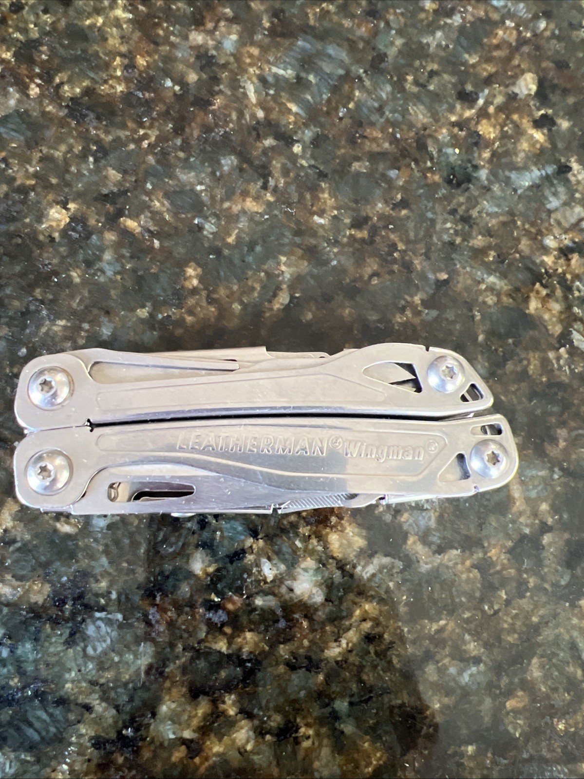 Leatherman Wingman 14 Tools Multi-Tool – Stainless Steel 831425