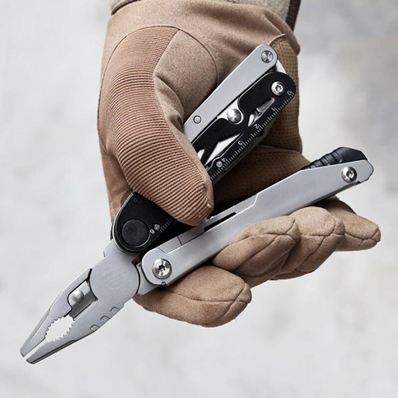 20-in-1 Multi Tool Pliers Outdoor Compact Folding Pocket Knife Tool with Sheath