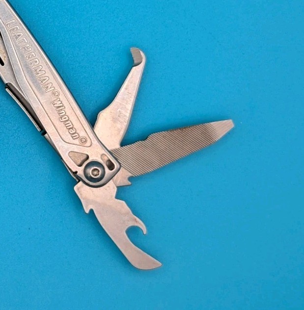 LEATHERMAN WINGMAN MULTI-TOOL! FAST SHIPPING!