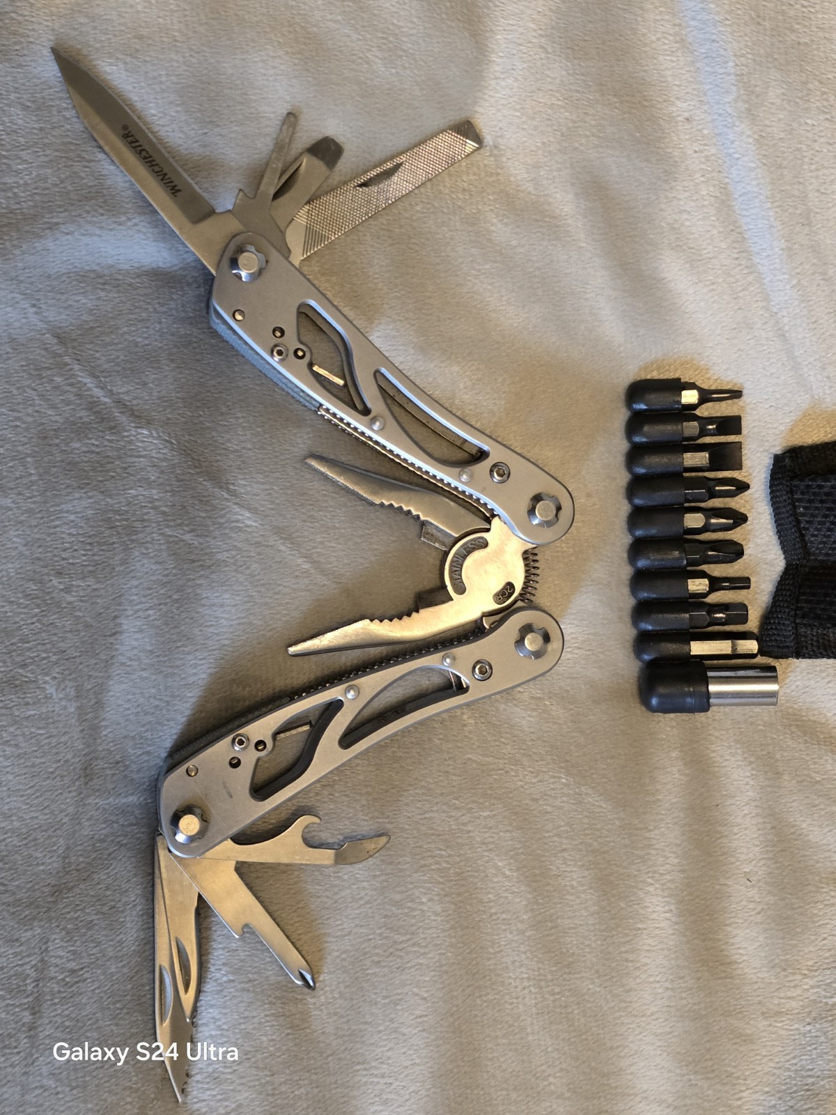 Winchester Stainless Steel Multi-Tool with Screwdriver Bits and Sheath
