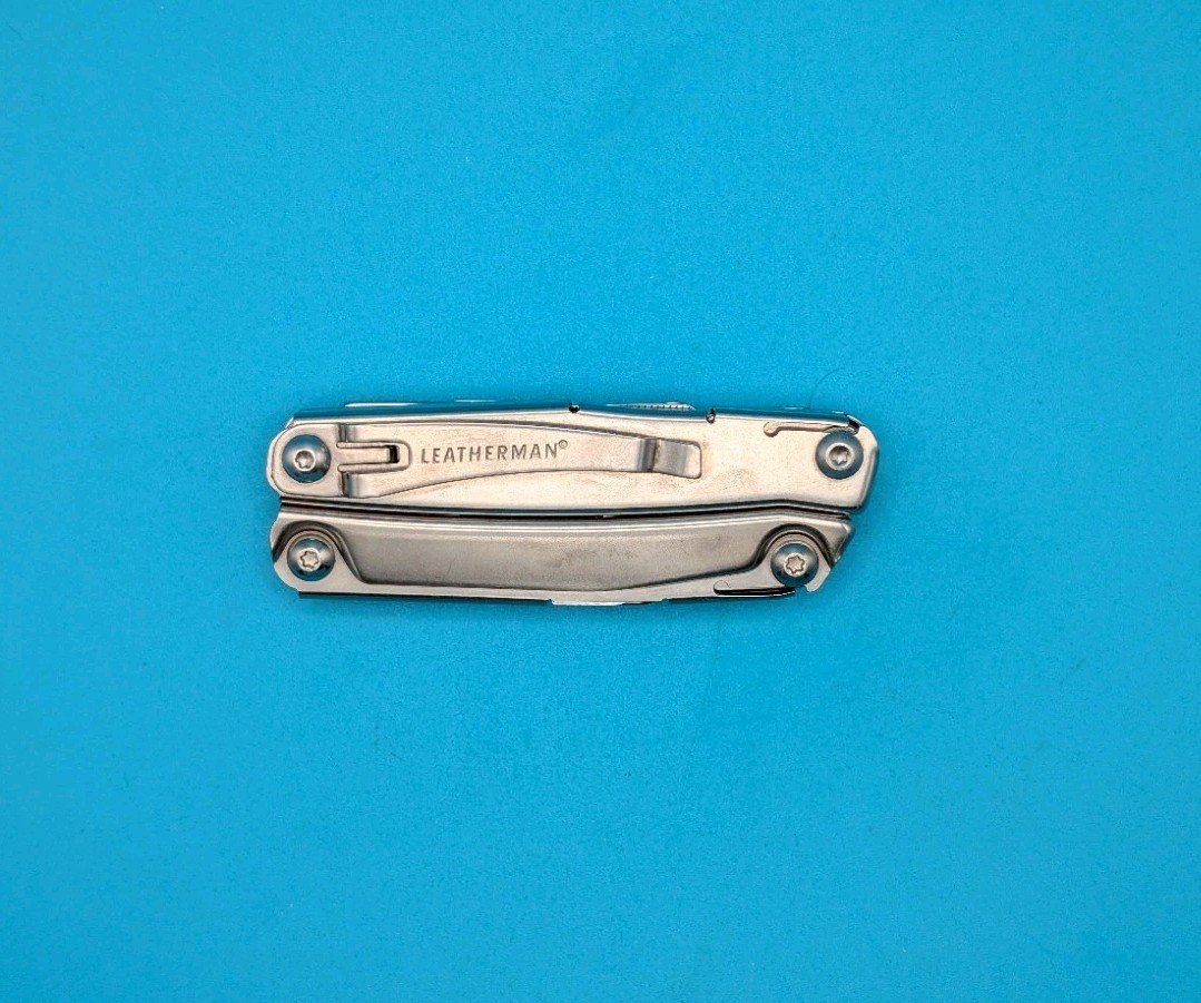 Leatherman Rev 3.8″ Multi-Tool, Stainless!