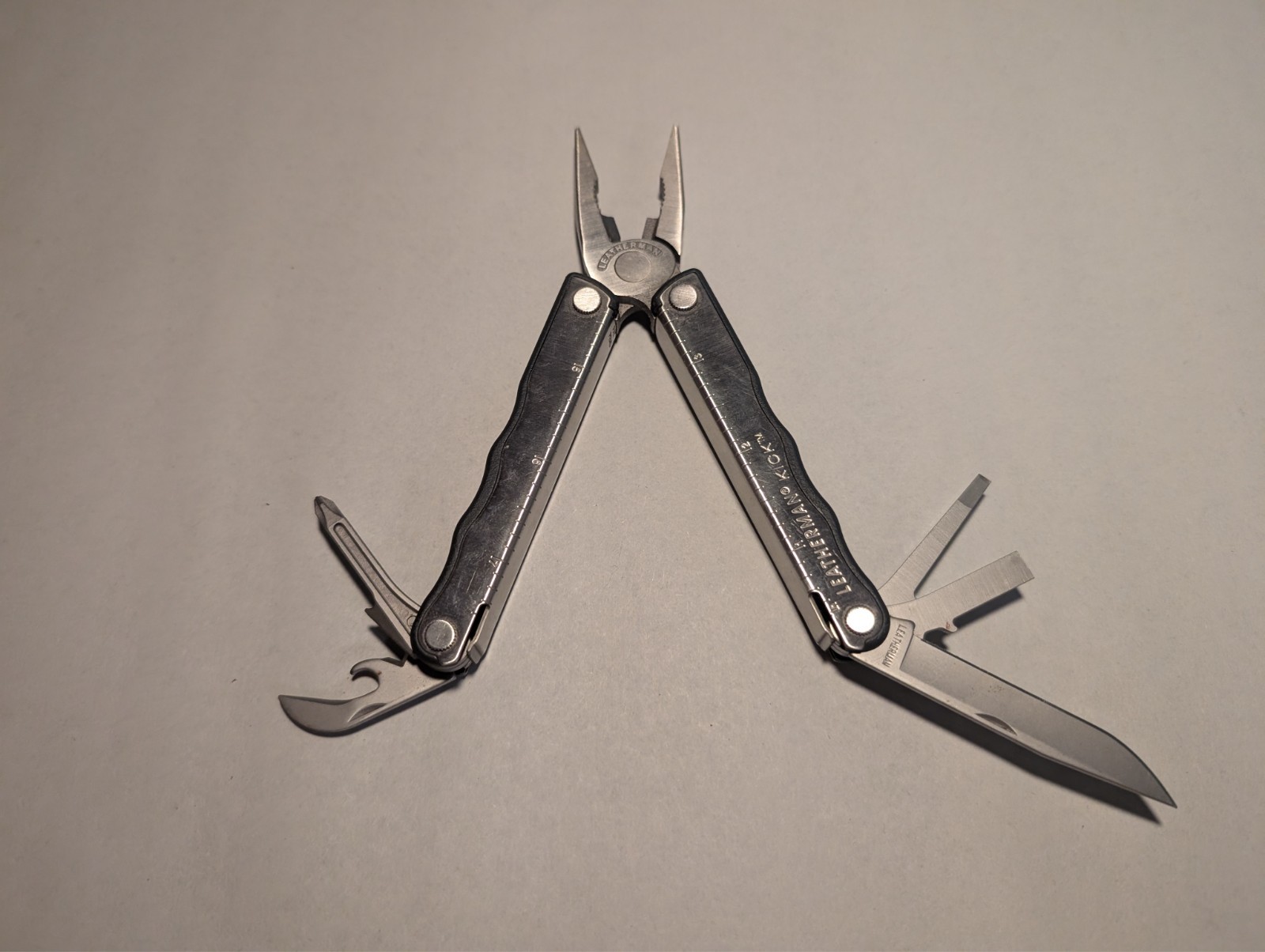 Leatherman Kick Stainless Multi-Tool Good Shape See Pics!
