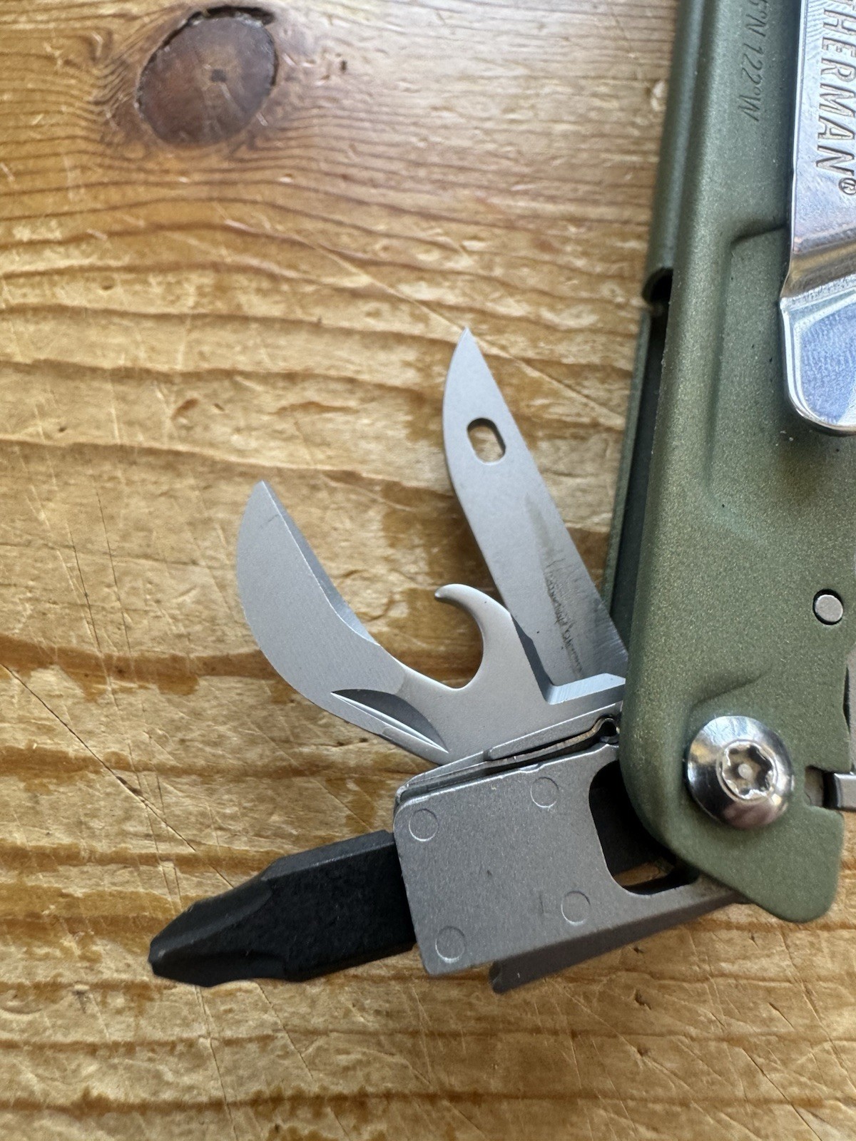 Leatherman Signal Multi-Tool Thunderscape – Excellent