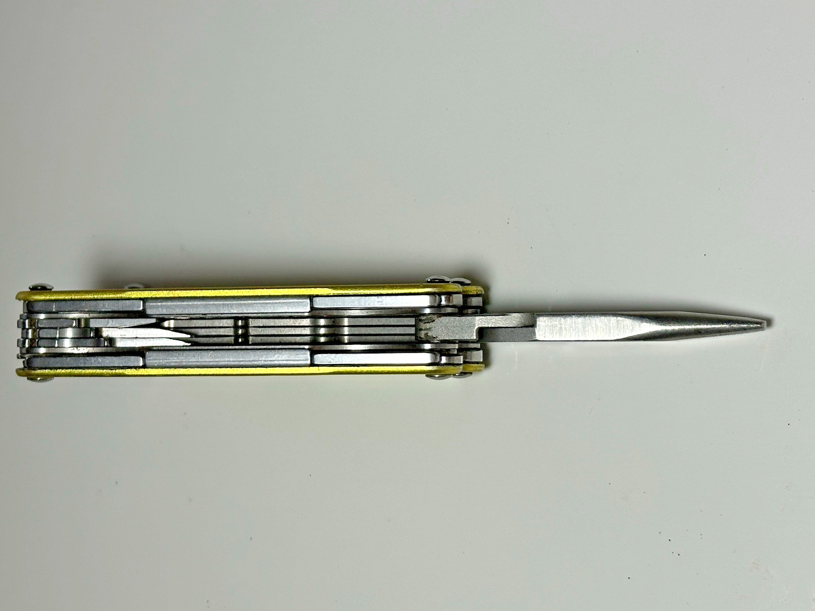 Leatherman Juice KF4 Multitool rare Yellow, parts or repair AS-IS