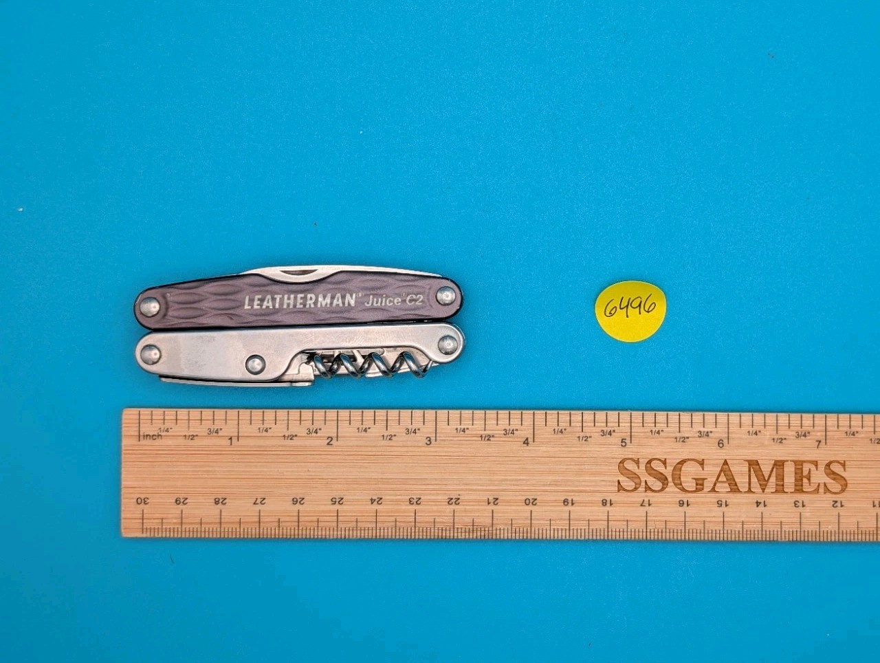 Leatherman Juice C2 Gray Knife Multi Tool! RETIRED!