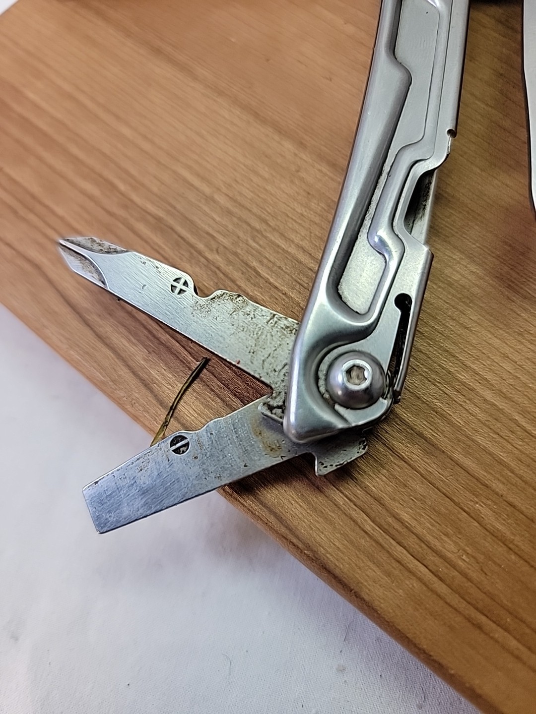 Leatherman Rev Vintage Multi-tool Pocket Knife