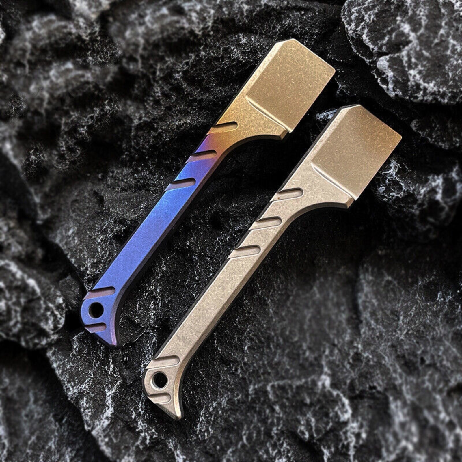 Titanium Alloy Pocket Folding Knife D2 Steel Blade Outdoor EDC Keychain Tool
