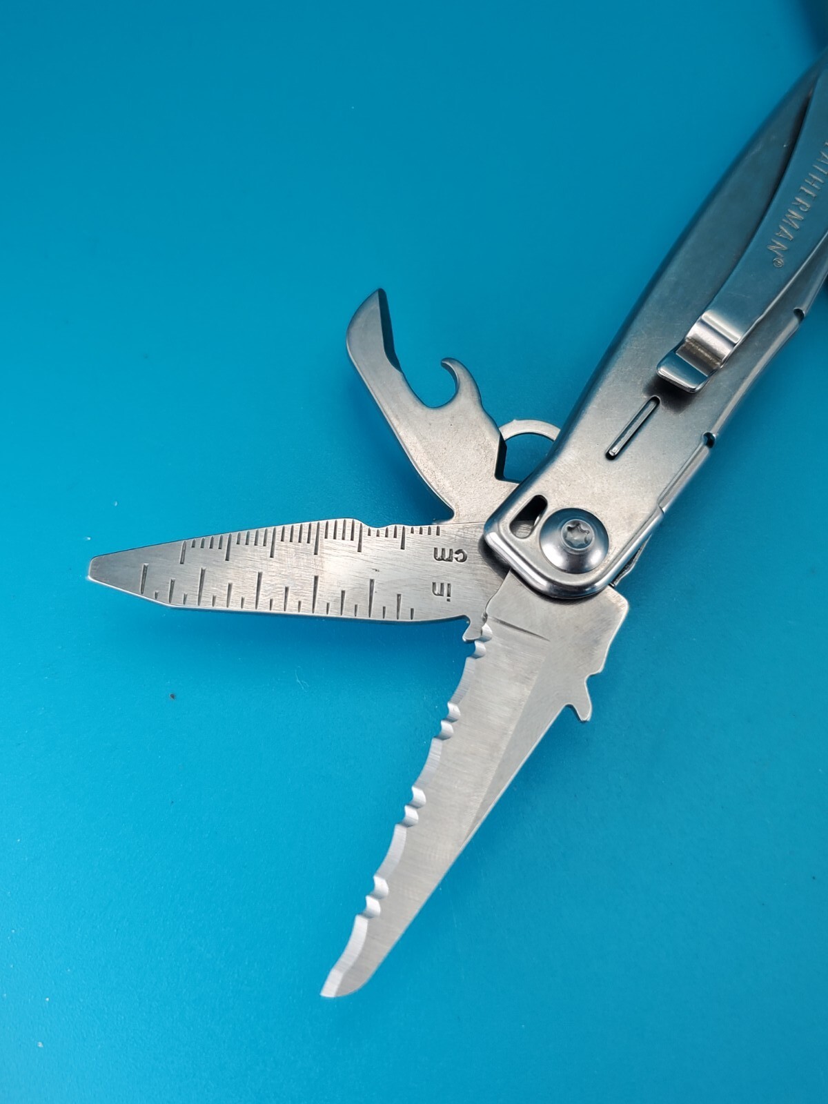 Leatherman Bolster 13 Tool Stainless Steel Multi-Tool!