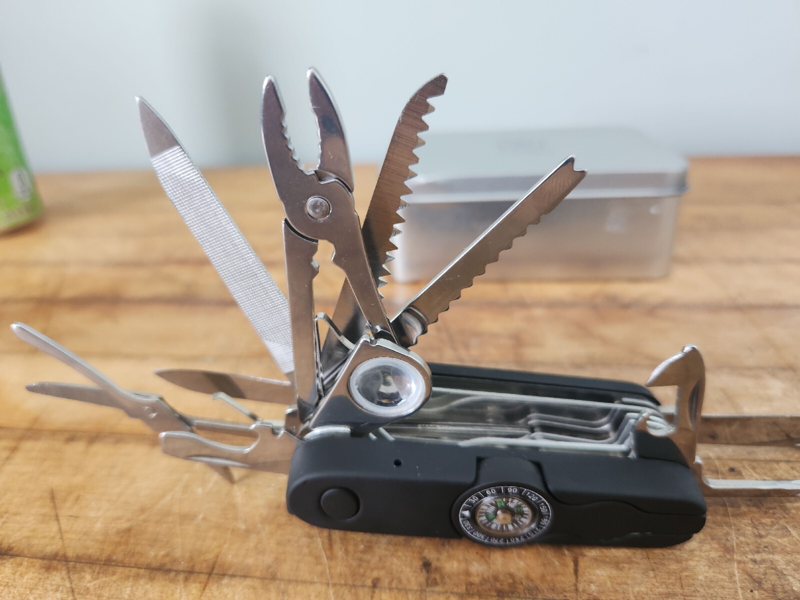 Whiz Tool – Ultimate Multitool Pocket Tool – 24 Functions, Lightweight – New