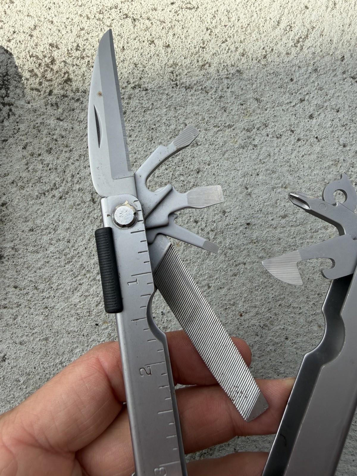 GERBER MP600 MULTI-PLIER TOOL MILITARY, HUNTERS SILVER W/ACU CASE/POUCH EXC.!