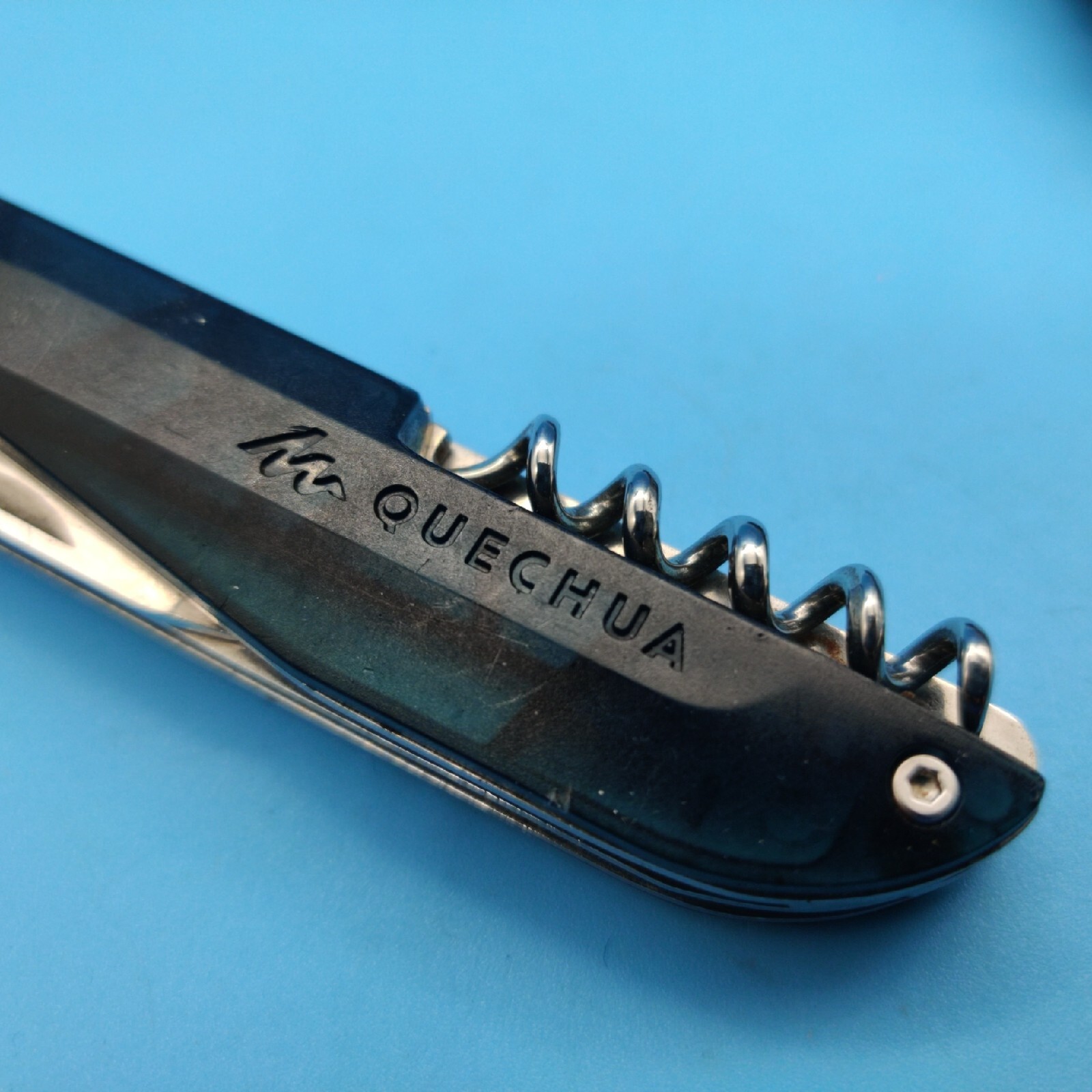 USED QUECHUA CLAP FOLDING KNIFE NAVAJA MULTITOOL