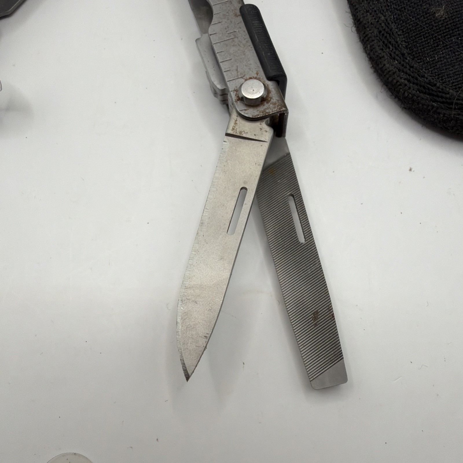 Gerber MP600 Multi-Tool Needle Nose Pliers USA Missing Retaining Clip