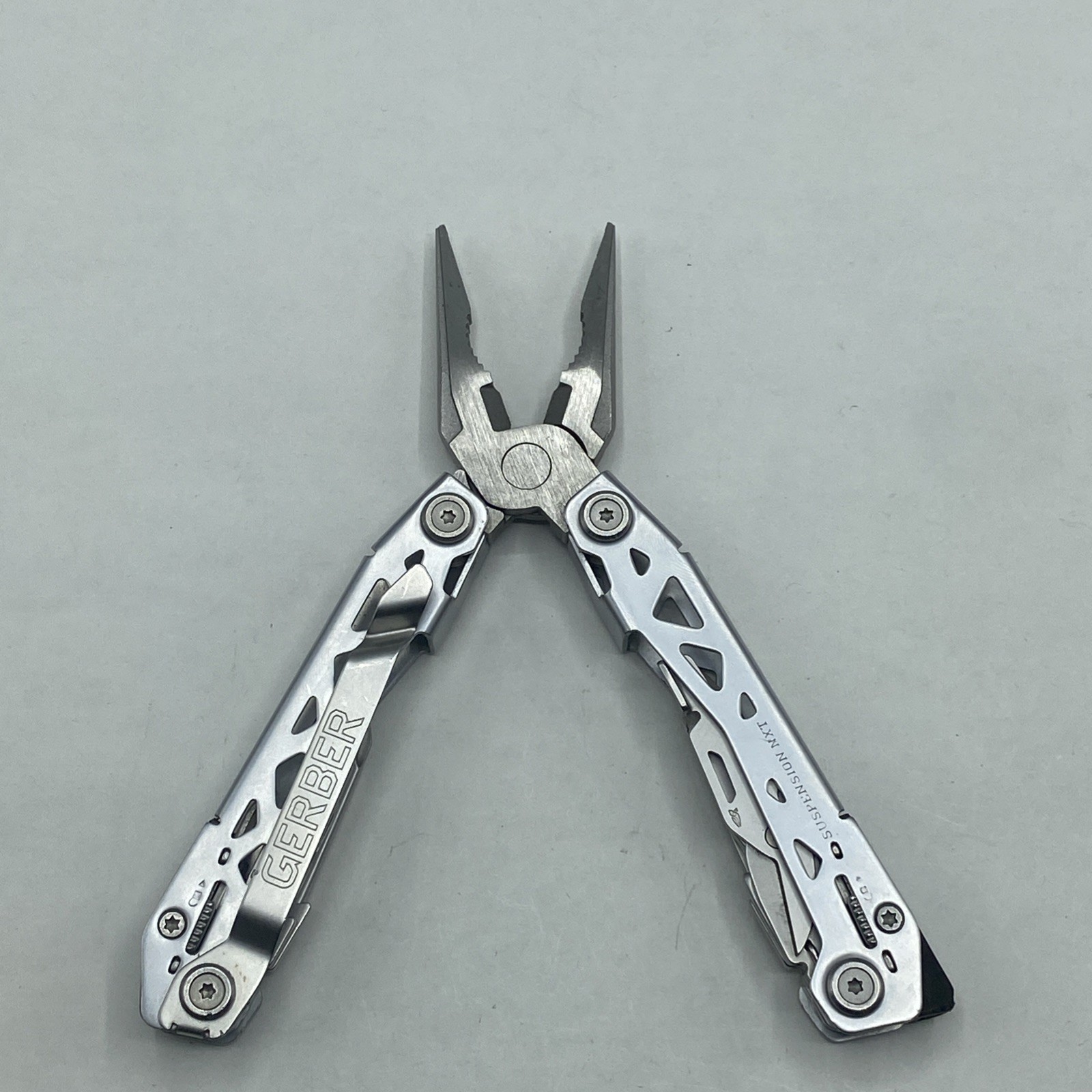 Gerber Suspension NXT & Paraframe I Knife Logo Combo – Silver