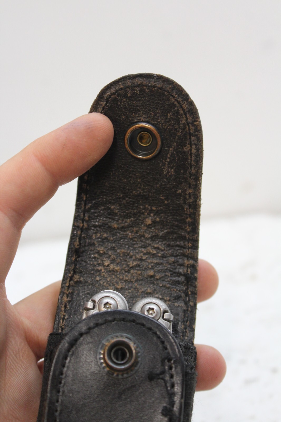 Leatherman Wave Cabelas Knife tools with LEATHER Pouch