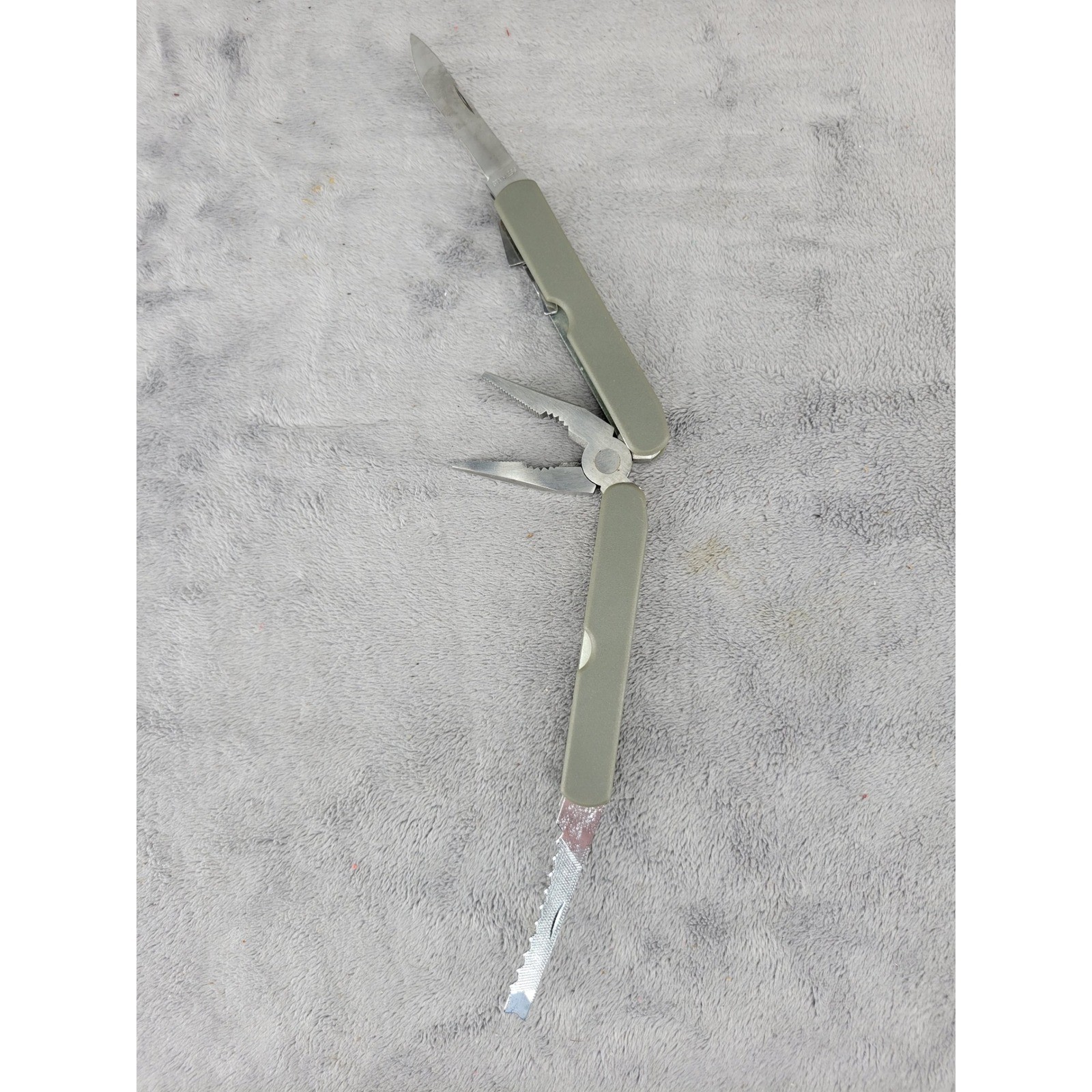 Bell Stainless Steel Folding Multi-Tool Pliers Knife Saw Olive Green EDC Pocket