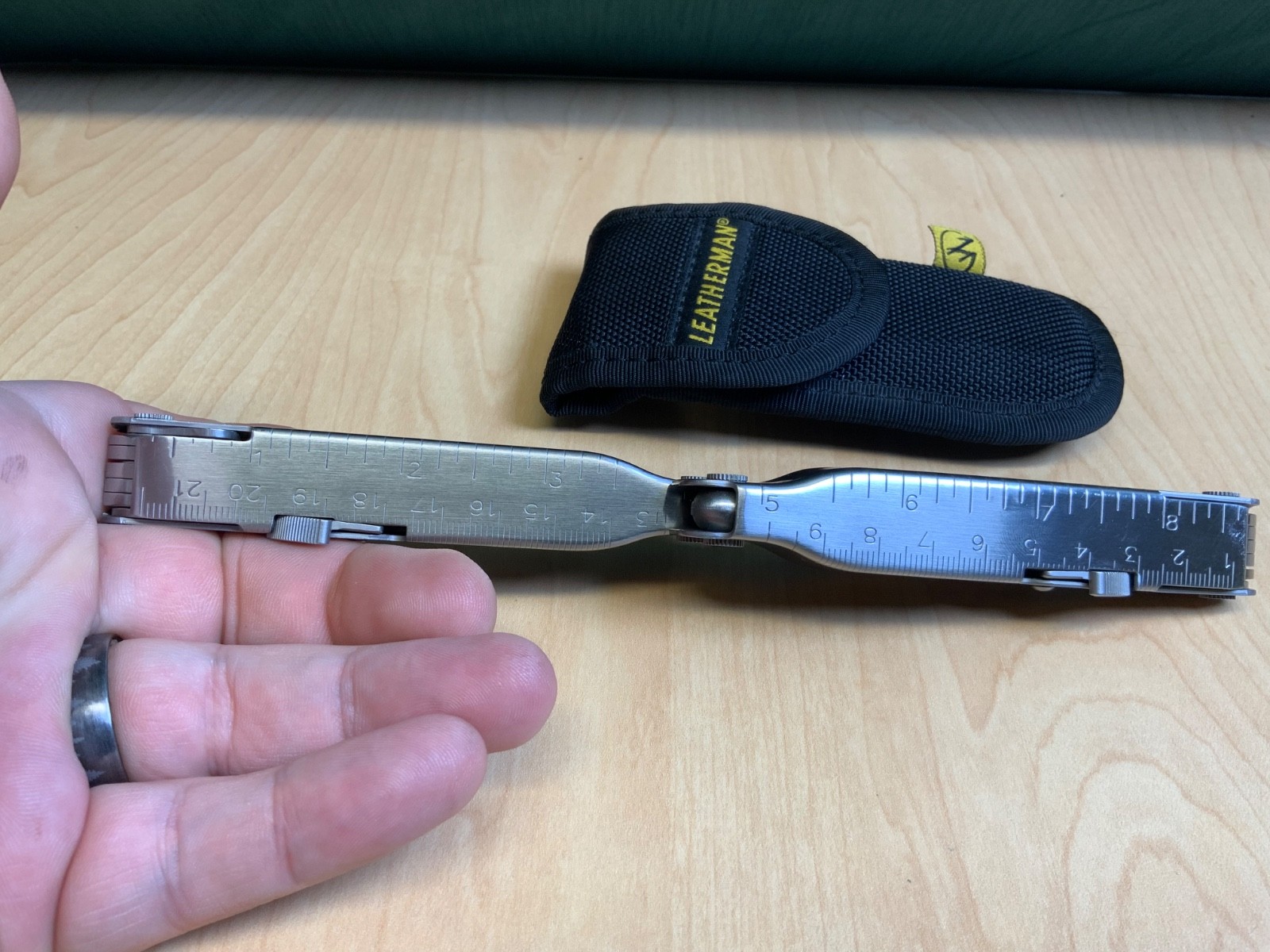 Leatherman Super tool 200 Multi-Tool