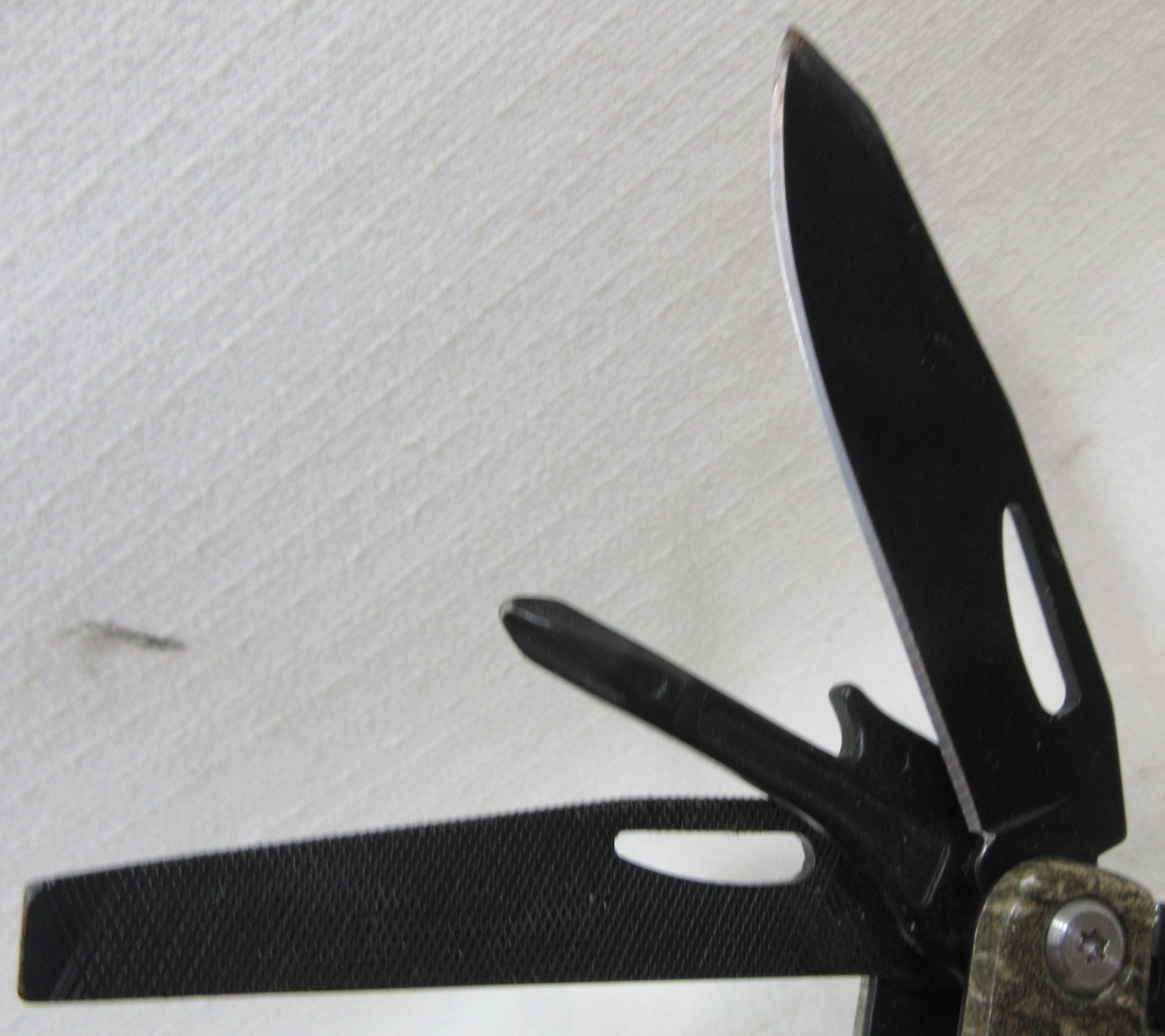 Mossy Oak 11 in 1 Multi-Tool Camo Pattern