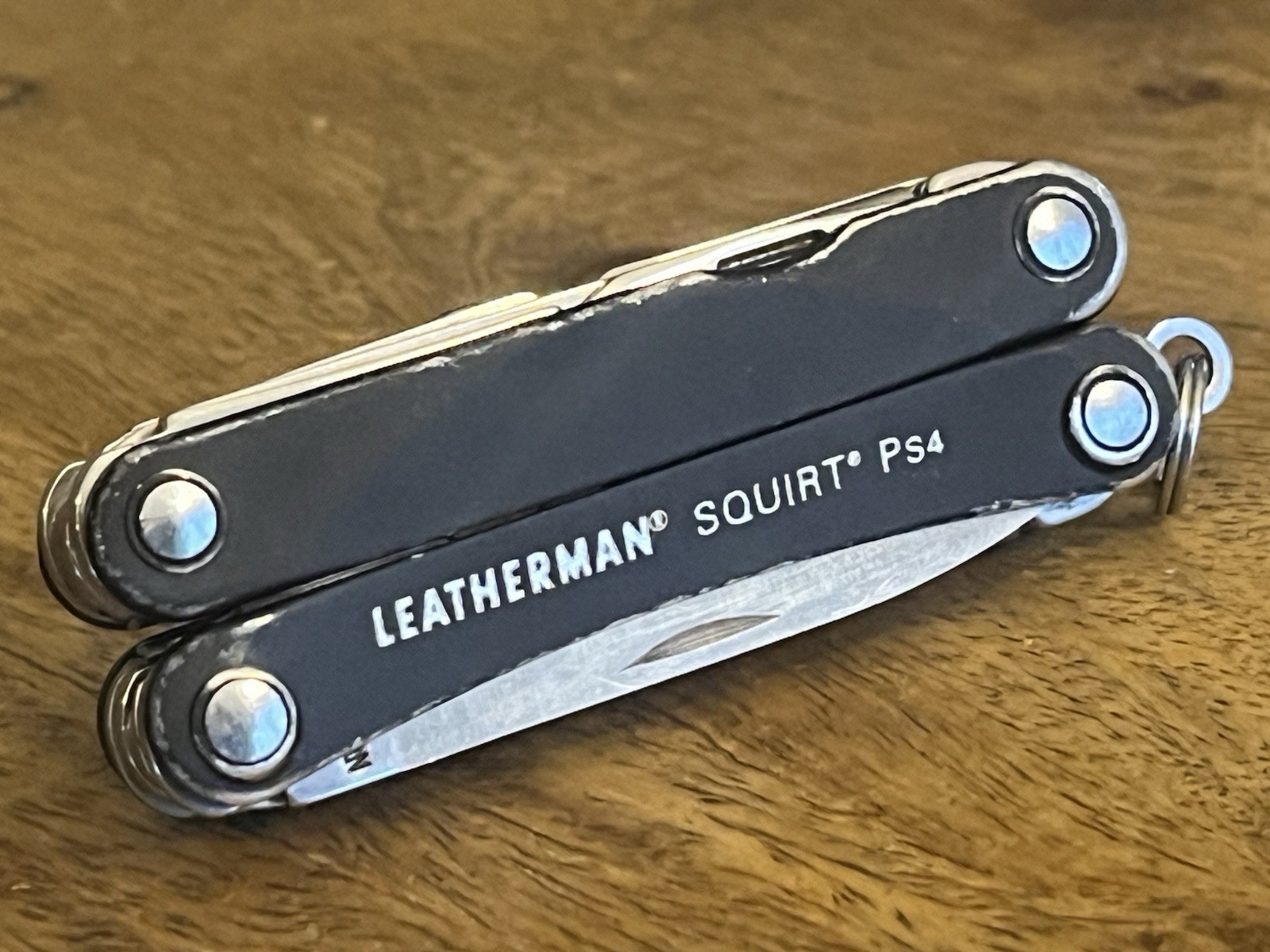 RETIRED Leatherman Squirt PS4 MultiTool Black DISCONTINUED SUPER NICE!