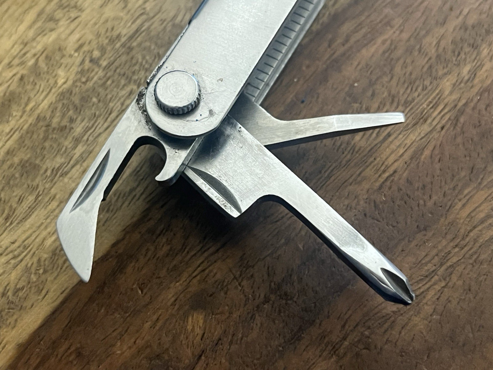 Generic Multitool Stainless Steel Knife Fish Scaler Pliers, wSheath