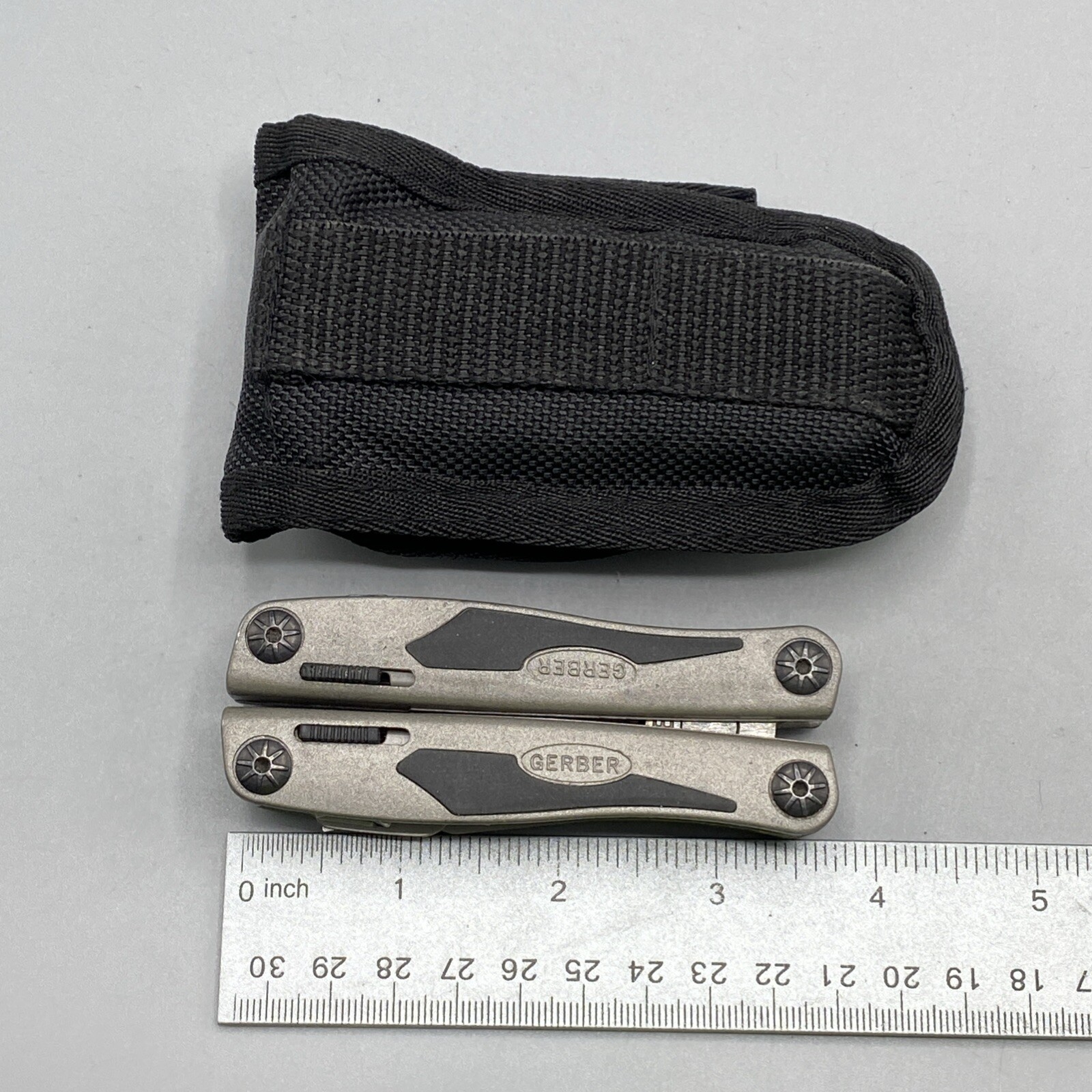 Gerber Multi-Plier 700 Legend with Sheath- Silver