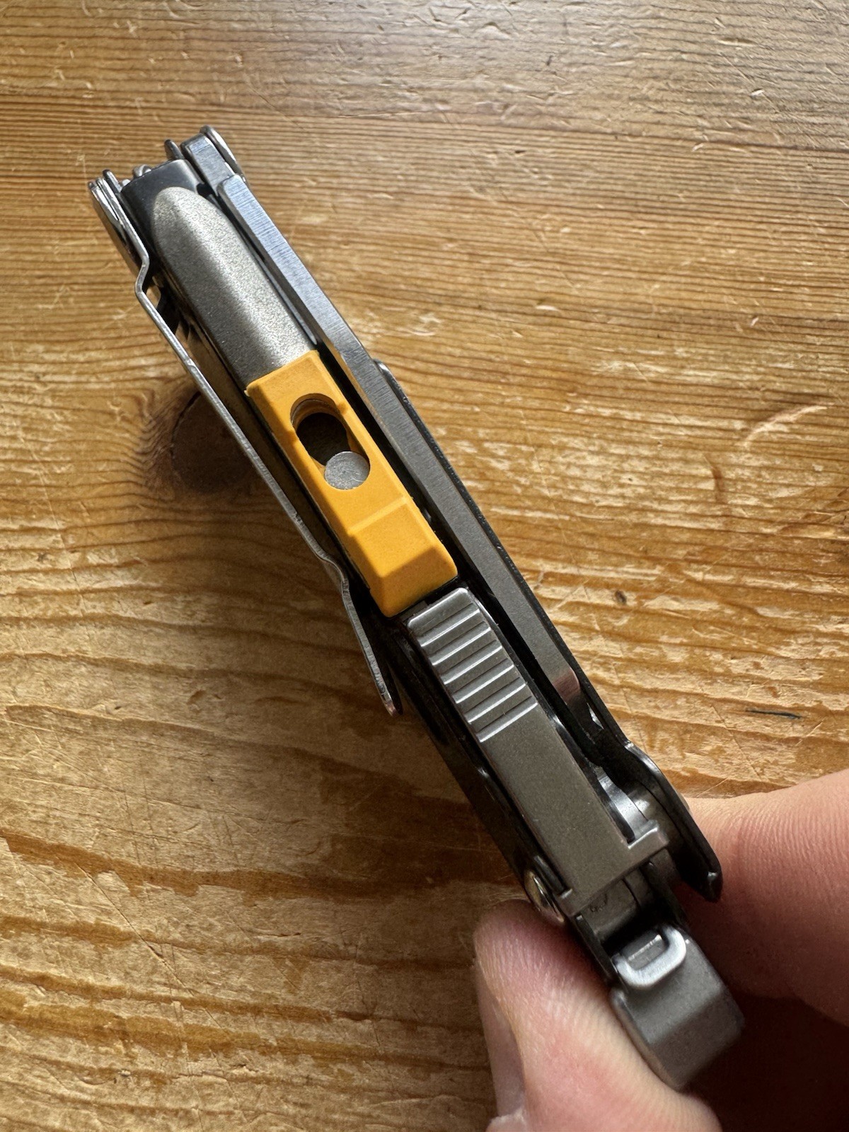 Leatherman Signal Multi-Tool Black / Yellow – Excellent!