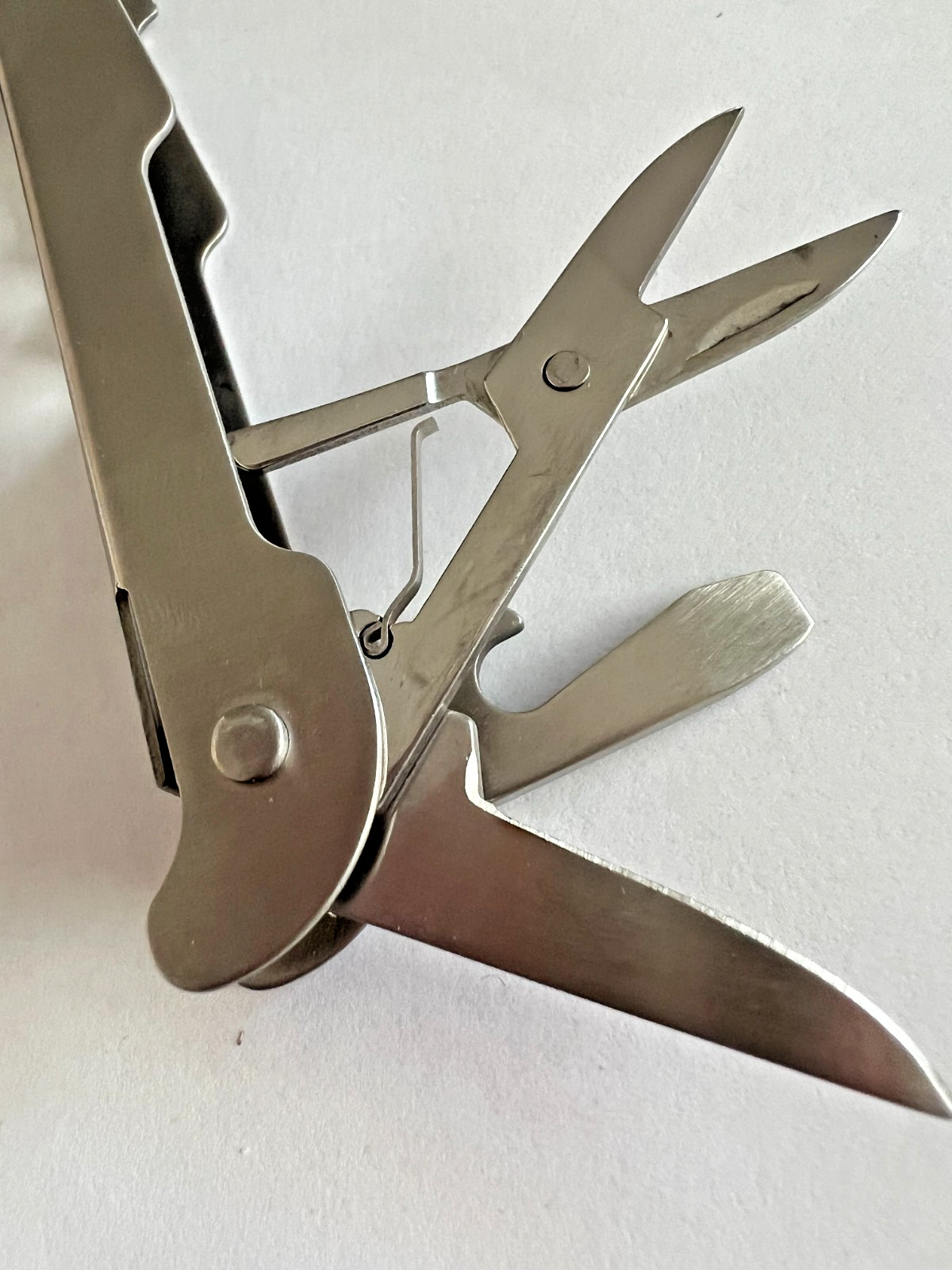DEWAR’S Leatherman Type Stainless Steel Multi Tool * 7 Tools Black Belt Case