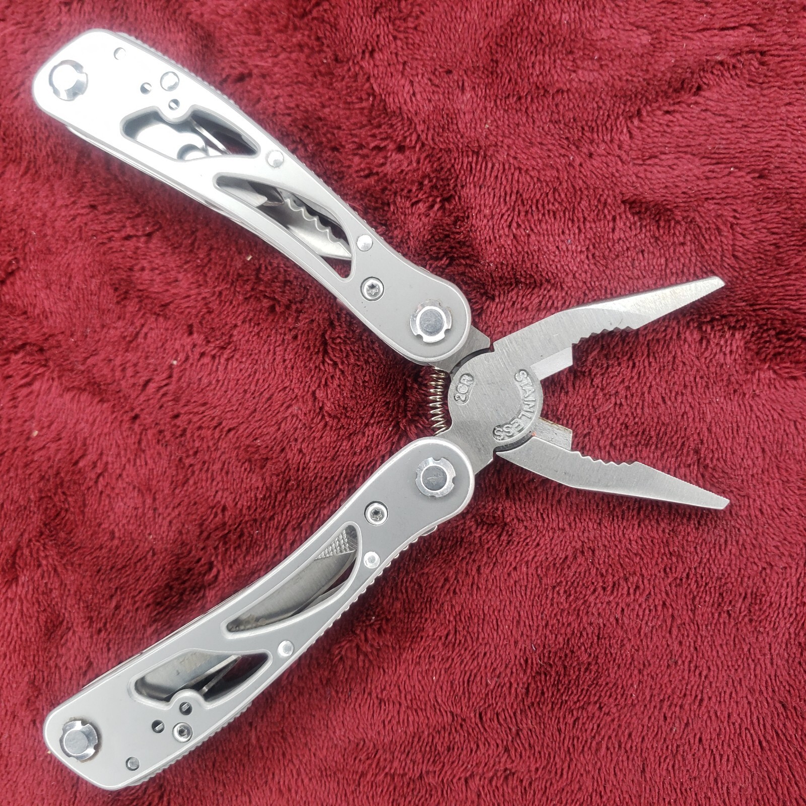 🔪 Winchester Winframe Knife Pliers Cutters Screwdriver Multi-Tool 22-41473