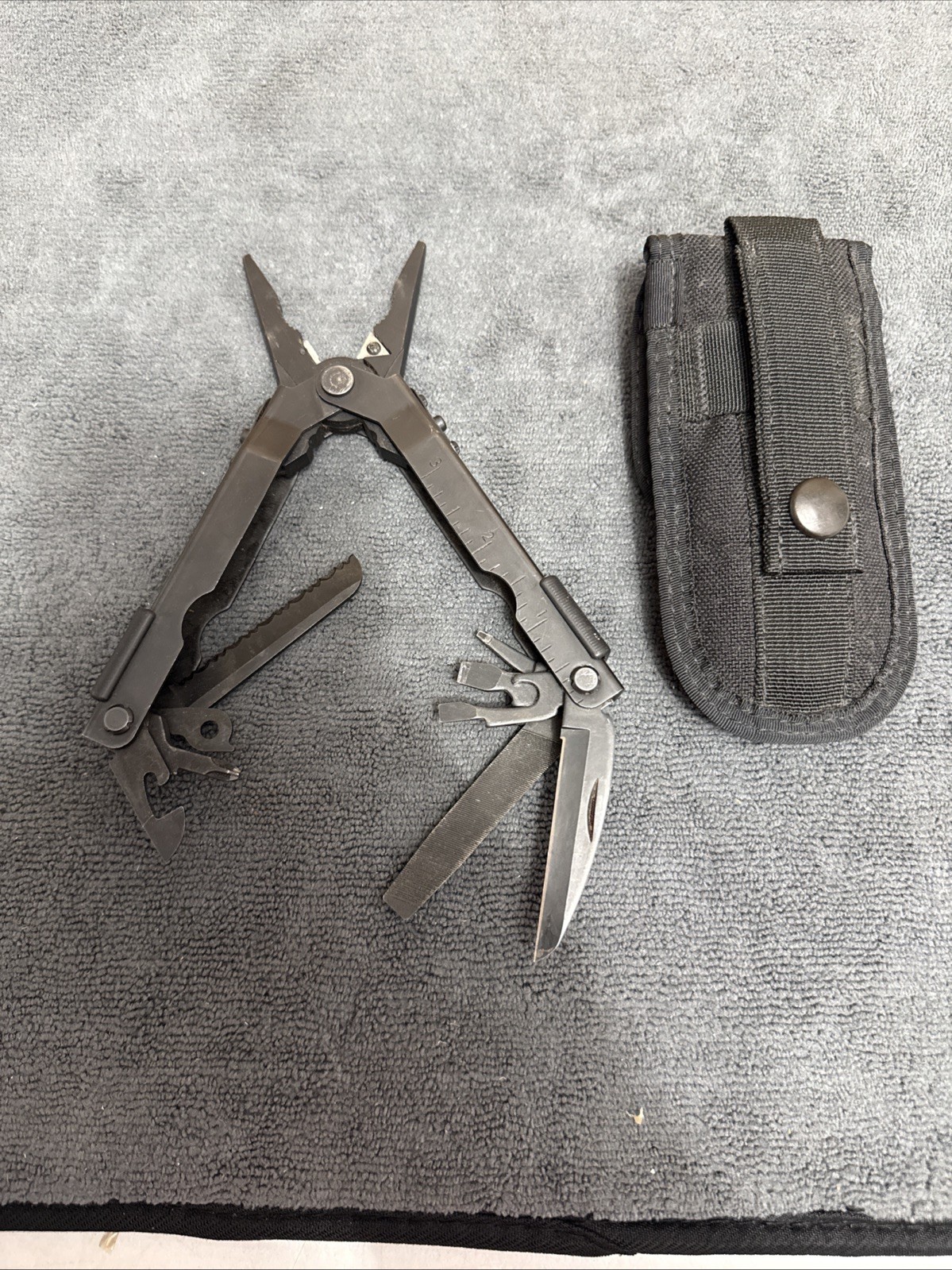 Gerber Multi-Plier Black NeedleNose Carbide Cutters w/Sheath