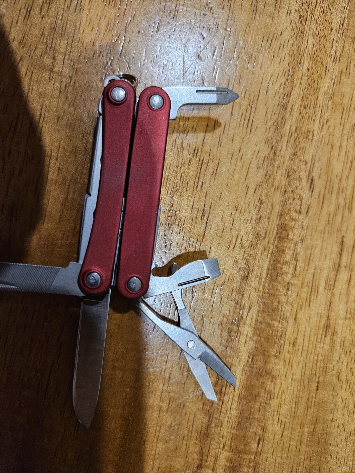 Leatherman Squirt PS4 Red Keychain Multi Tool Pliers Pocket Knife