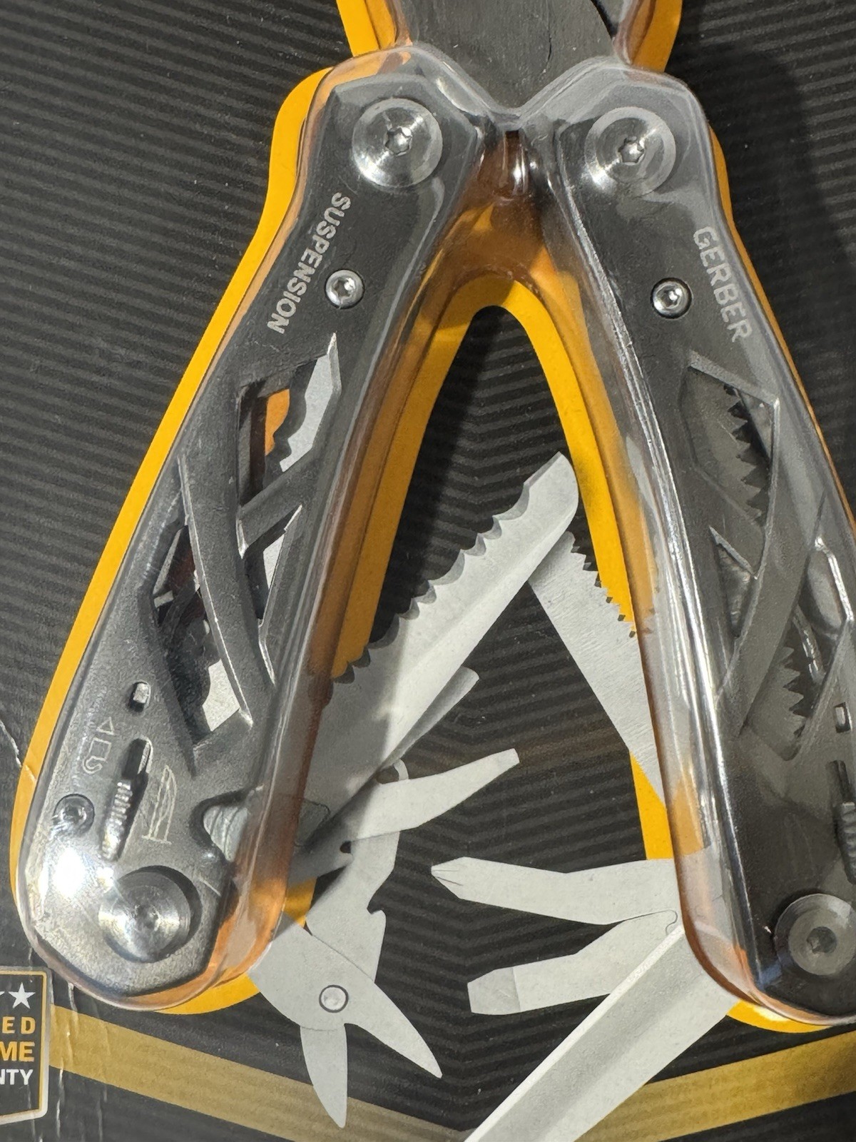 Gerber Suspension Multi Tool 12-in-1 Pliers Knife Set w/ Sheath NEW Sealed 💛