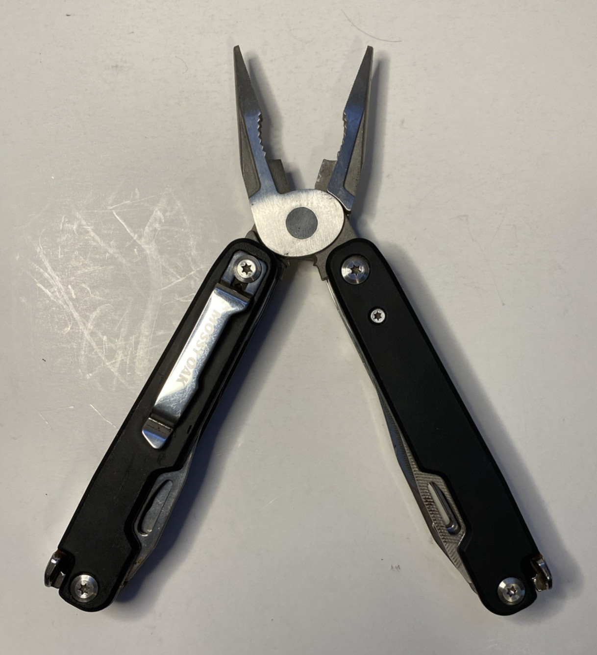Mossy Oak 11 in 1 Multi Tool Black w/ Pocket Clip & Nylon Sheath