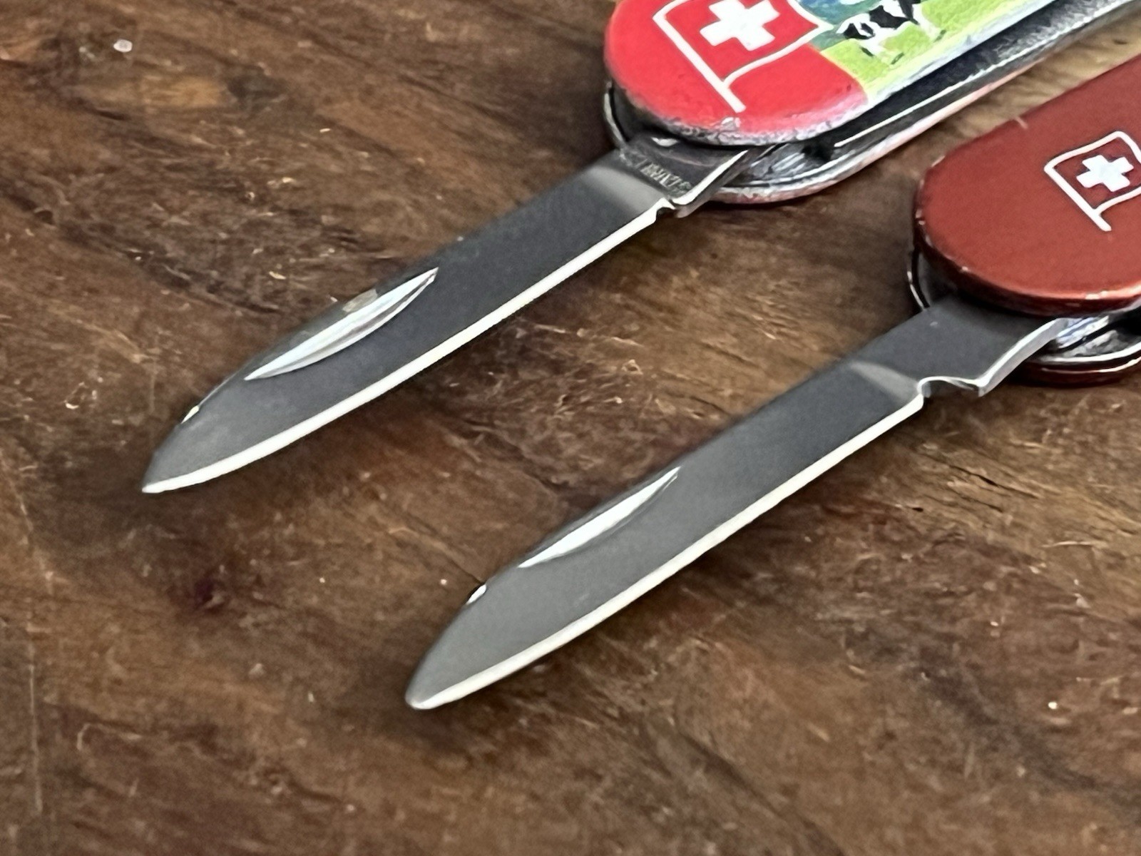 Generic “Switzerland” Inscription Multi Tool Keychain TSA Confiscated Lot Of 2
