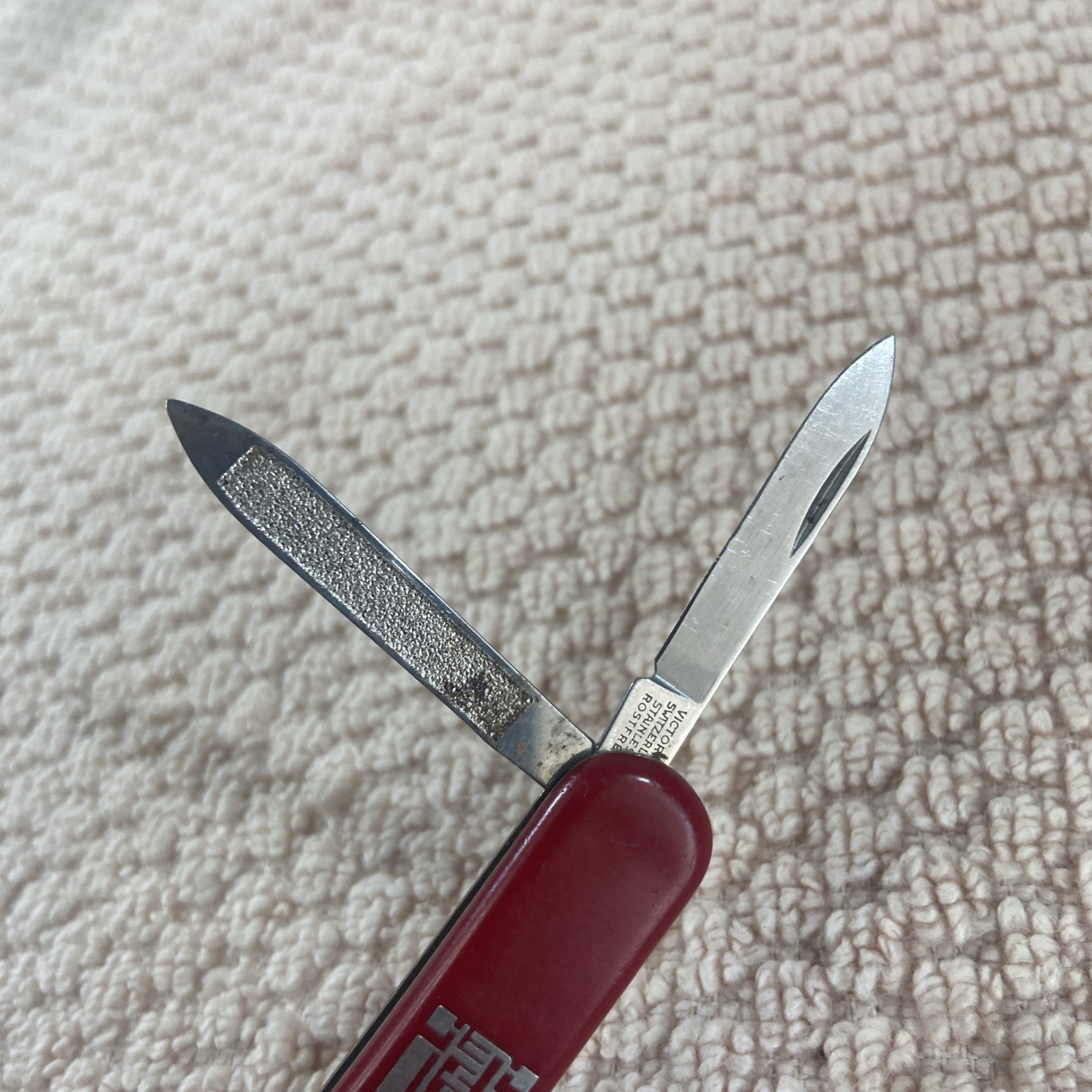 Victorinox Mighty Red Swiss Army Multi-Tool Knife Scissors Tweezers Nail File