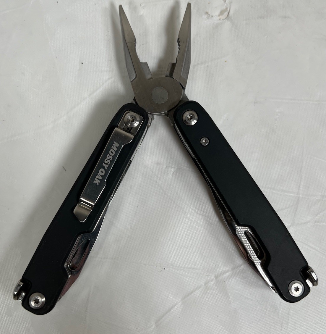MOSSY Oak Multi-tool Pliers Pocket Knife Camping Tool Hiking Gear.